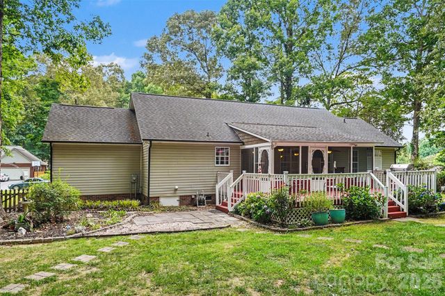 6007 Charlton Oaks Drive, Waxhaw, NC 28173