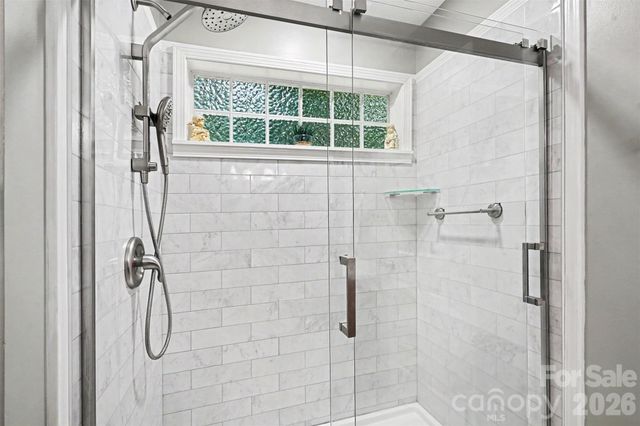 6007 Charlton Oaks Drive, Waxhaw, NC 28173