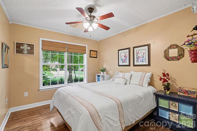 6007 Charlton Oaks Drive, Waxhaw, NC 28173