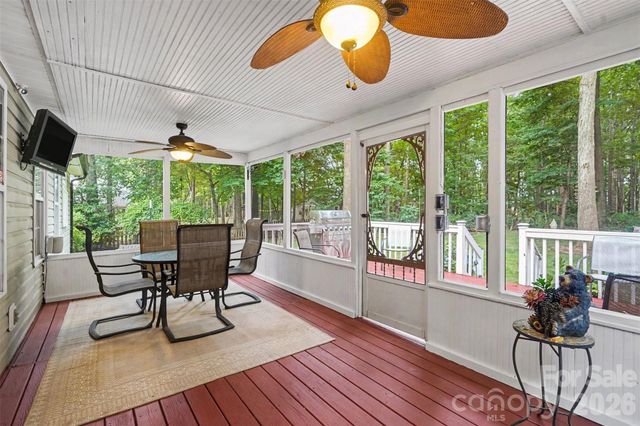 6007 Charlton Oaks Drive, Waxhaw, NC 28173
