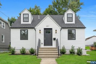 681 Maple Avenue, Ridgefield, NJ 07657