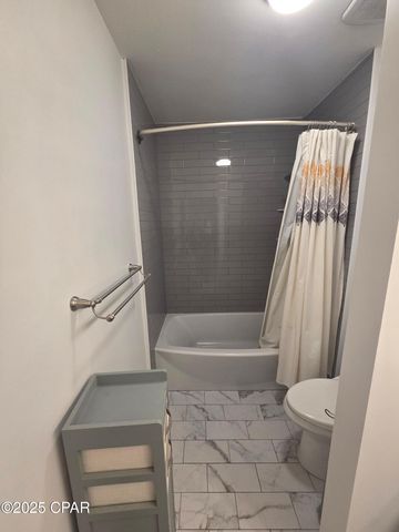 1303 Sutherland Court, Lynn Haven, FL 32444