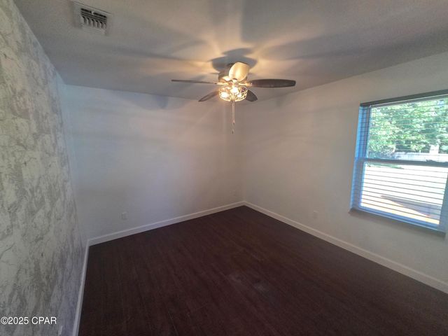 1303 Sutherland Court, Lynn Haven, FL 32444