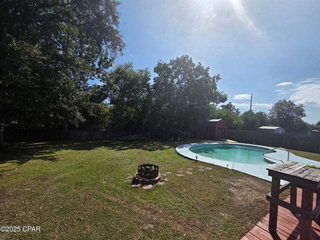 1303 Sutherland Court, Lynn Haven, FL 32444