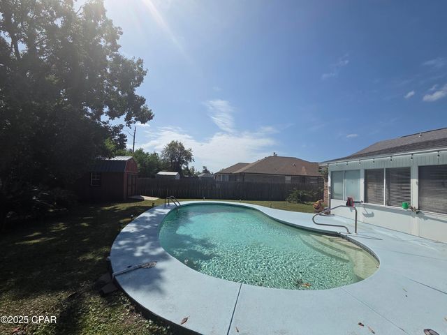 1303 Sutherland Court, Lynn Haven, FL 32444