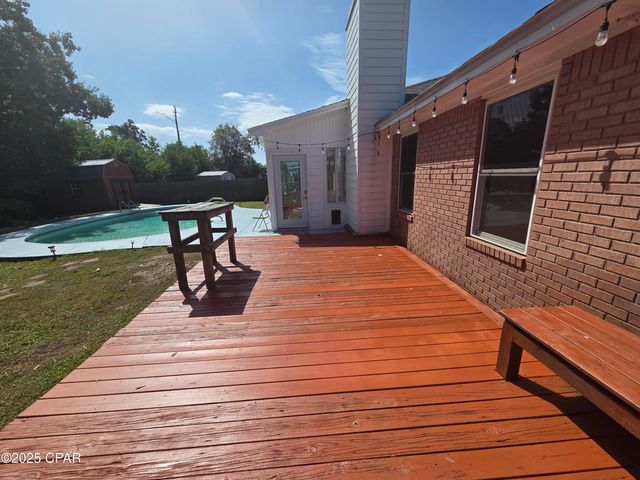 1303 Sutherland Court, Lynn Haven, FL 32444