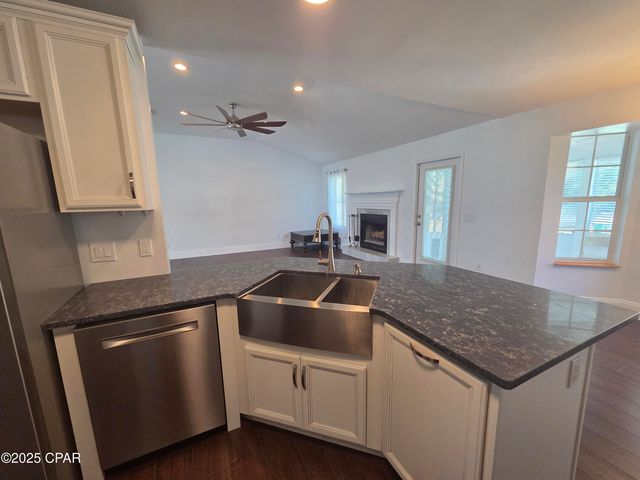 1303 Sutherland Court, Lynn Haven, FL 32444