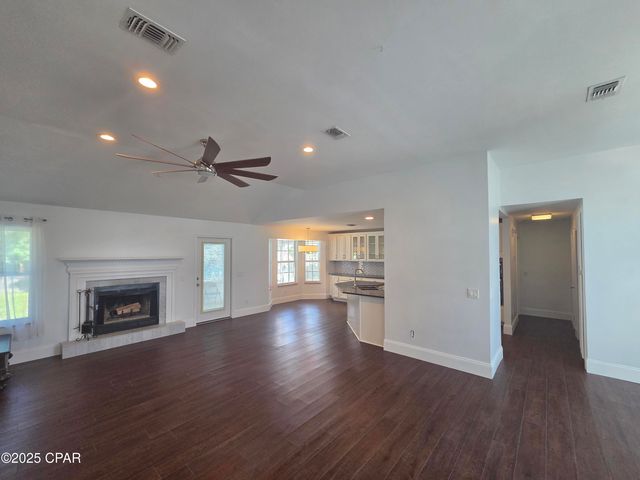 1303 Sutherland Court, Lynn Haven, FL 32444