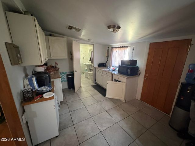 1005 S 2ND Street, Phoenix, AZ 85004