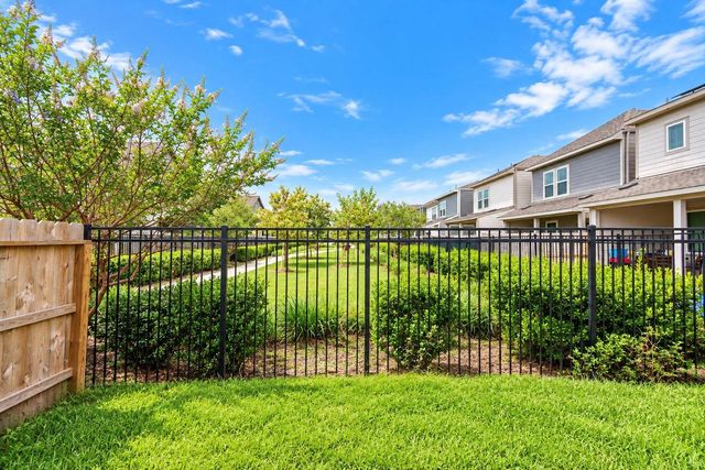 3818 Glossy Lake Drive, Houston, TX 77082
