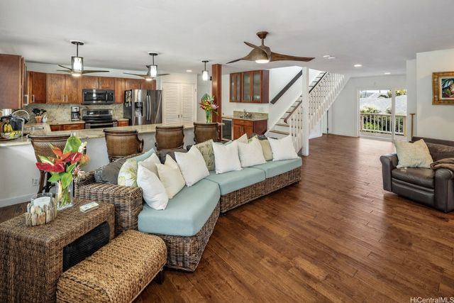 304 Ilimano Street, Kailua, HI 96734