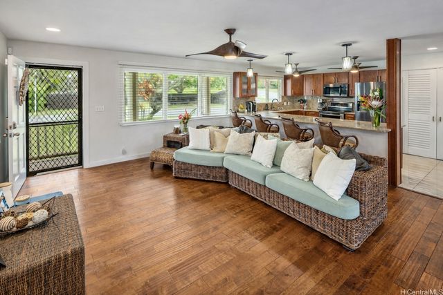 304 Ilimano Street, Kailua, HI 96734