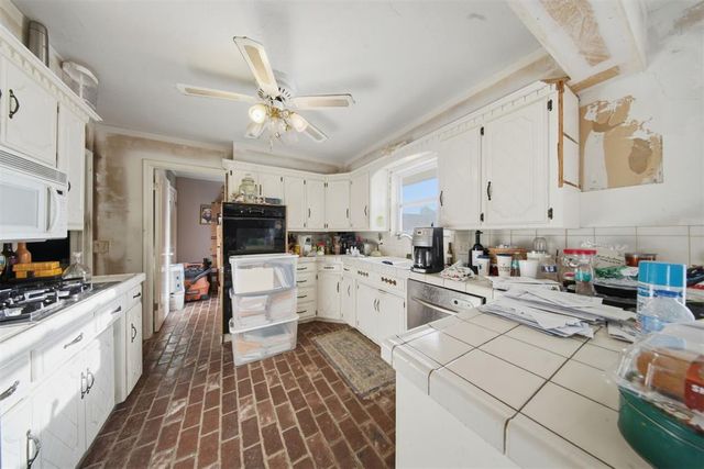 10208 Durham Drive, Oklahoma City, OK 73162