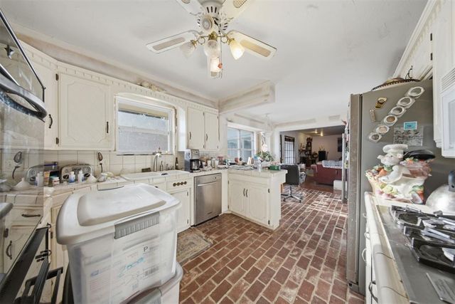 10208 Durham Drive, Oklahoma City, OK 73162