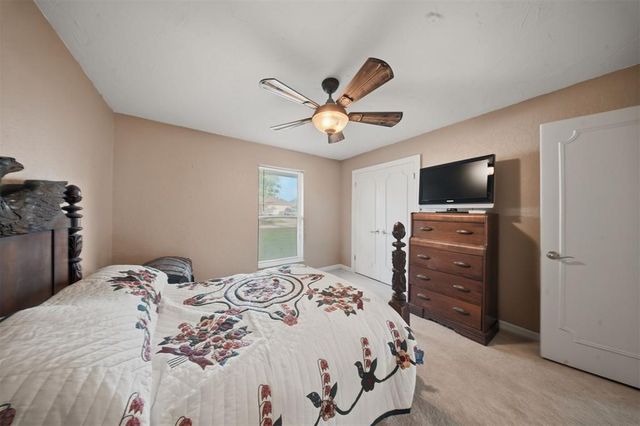 10208 Durham Drive, Oklahoma City, OK 73162