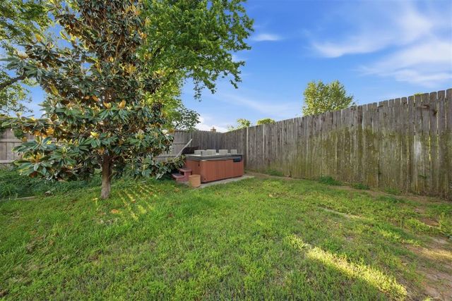 10208 Durham Drive, Oklahoma City, OK 73162