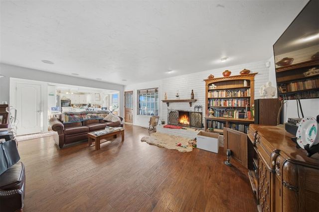 10208 Durham Drive, Oklahoma City, OK 73162