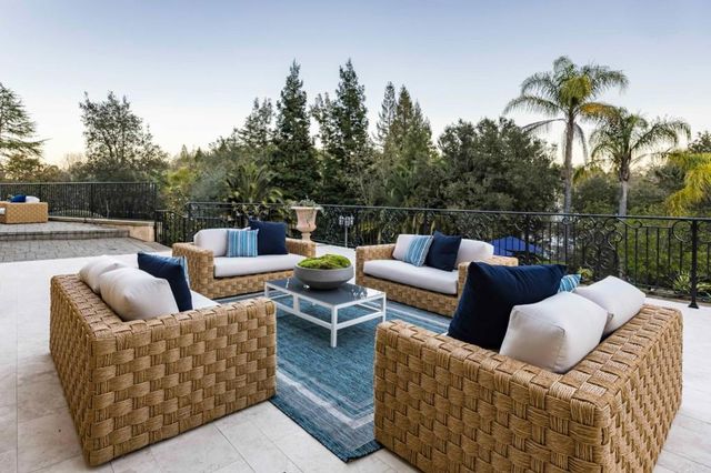 85 Belbrook Way, Atherton, CA 94027