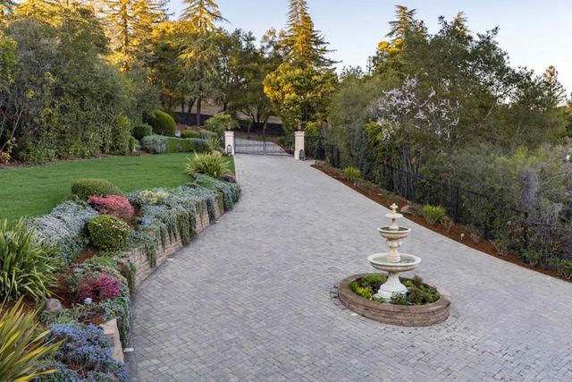 85 Belbrook Way, Atherton, CA 94027