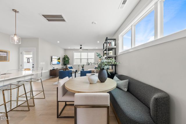 40 Broadoak Lane, Pittsboro, NC 27312