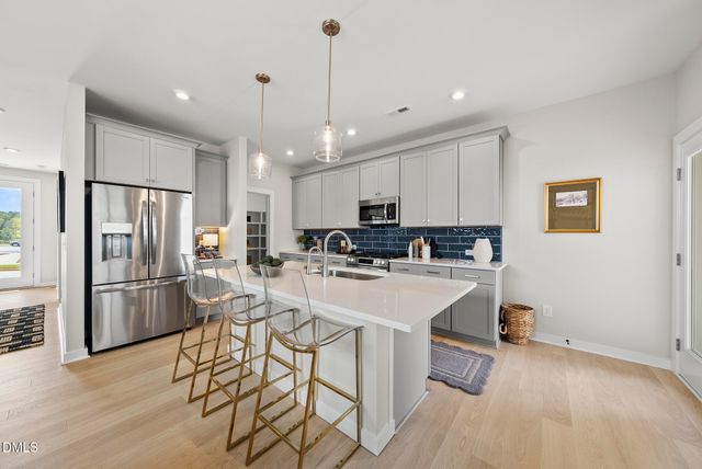 40 Broadoak Lane, Pittsboro, NC 27312