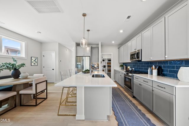 40 Broadoak Lane, Pittsboro, NC 27312