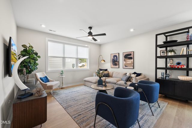 40 Broadoak Lane, Pittsboro, NC 27312