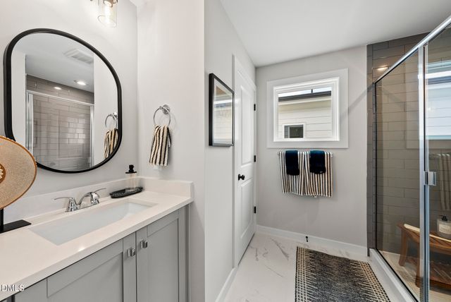 40 Broadoak Lane, Pittsboro, NC 27312