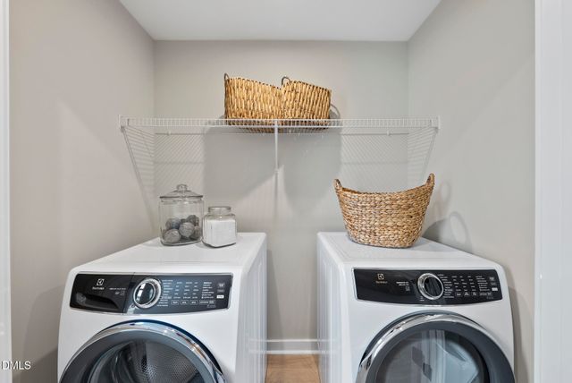 40 Broadoak Lane, Pittsboro, NC 27312