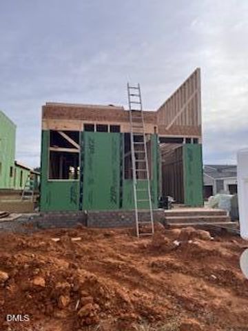 40 Broadoak Lane, Pittsboro, NC 27312