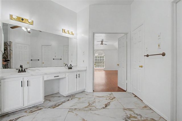 515 Spring Moss Drive, Missouri City, TX 77459