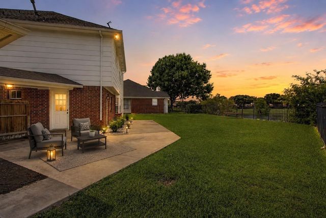 515 Spring Moss Drive, Missouri City, TX 77459
