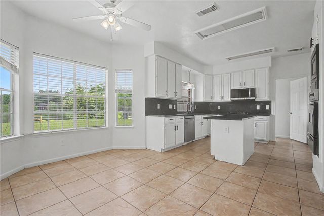 515 Spring Moss Drive, Missouri City, TX 77459