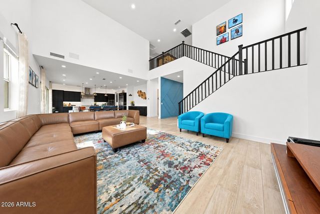 1920 E VILLA LINDA Drive E, Phoenix, AZ 85024