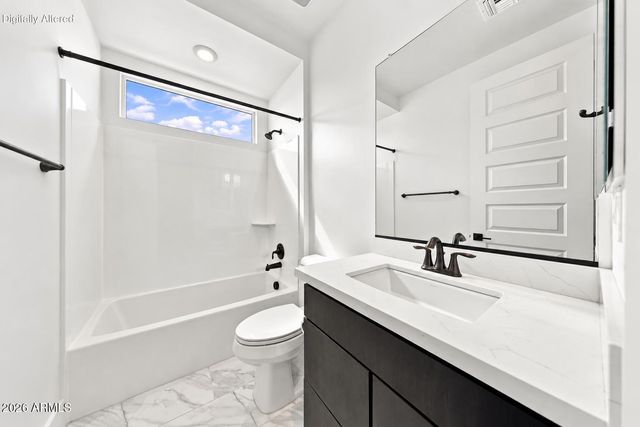 1920 E VILLA LINDA Drive E, Phoenix, AZ 85024