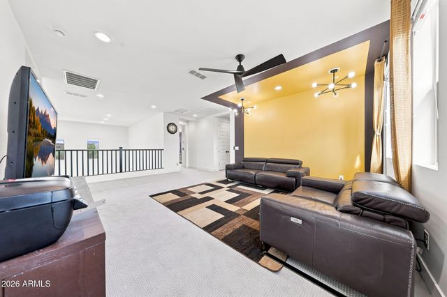 1920 E VILLA LINDA Drive E, Phoenix, AZ 85024