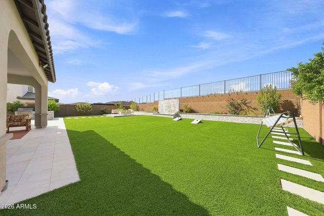 1920 E VILLA LINDA Drive E, Phoenix, AZ 85024