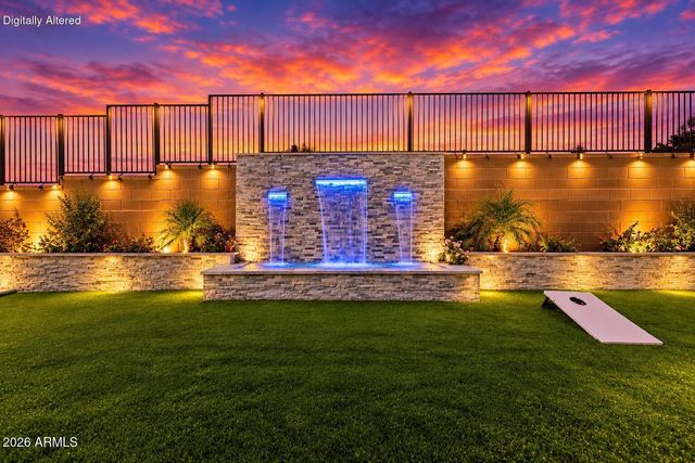 1920 E VILLA LINDA Drive E, Phoenix, AZ 85024