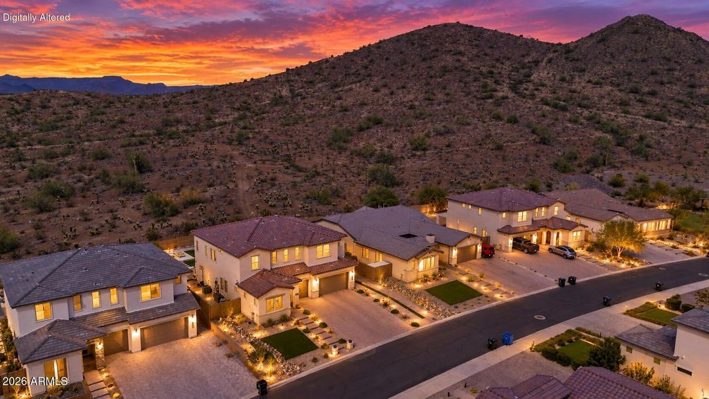 1920 E VILLA LINDA Drive E, Phoenix, AZ 85024 — photo 4