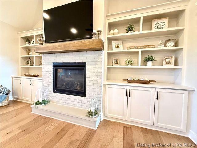 1810 Augusta Boulevard, Henryville, IN 47126