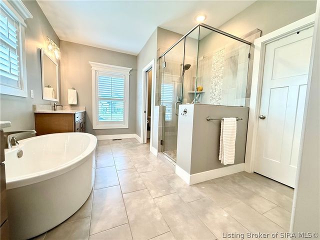 1810 Augusta Boulevard, Henryville, IN 47126