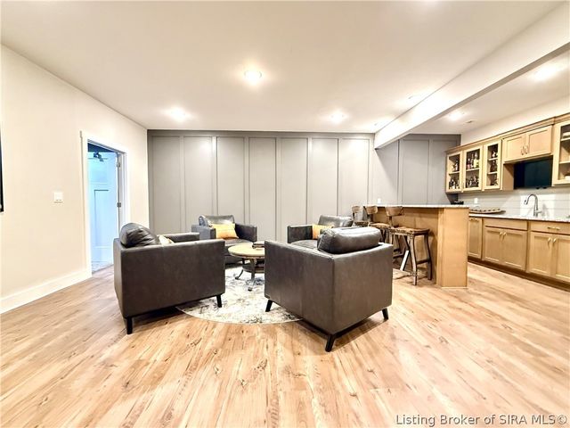 1810 Augusta Boulevard, Henryville, IN 47126