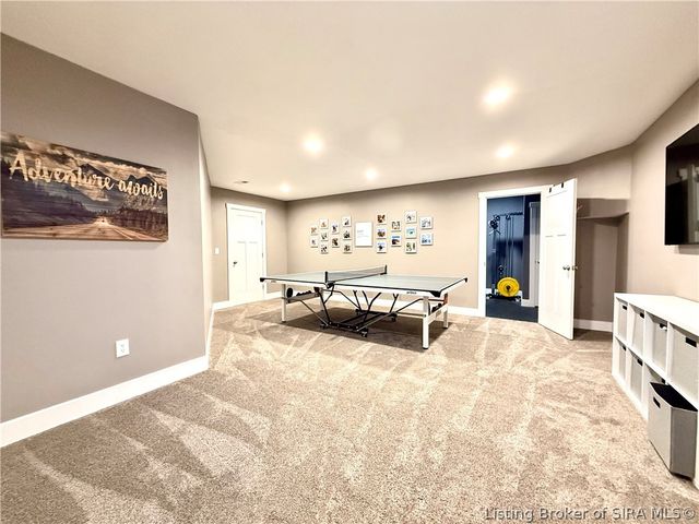 1810 Augusta Boulevard, Henryville, IN 47126