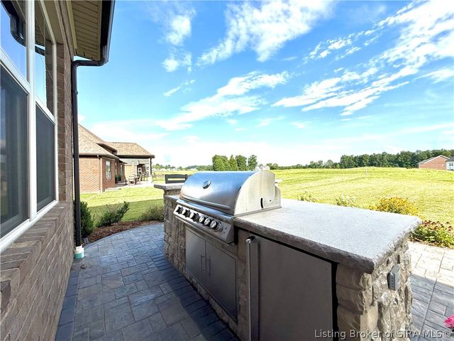 1810 Augusta Boulevard, Henryville, IN 47126