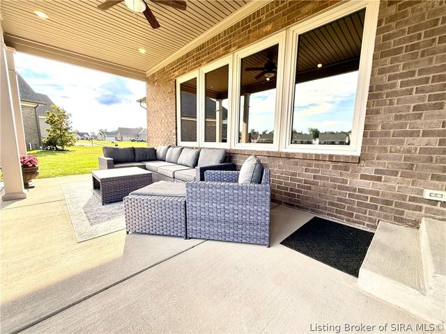 1810 Augusta Boulevard, Henryville, IN 47126