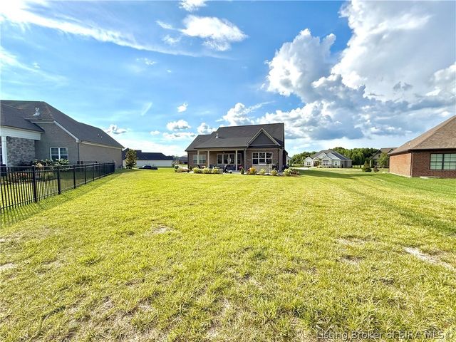 1810 Augusta Boulevard, Henryville, IN 47126