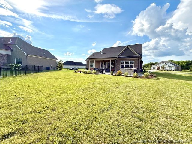 1810 Augusta Boulevard, Henryville, IN 47126