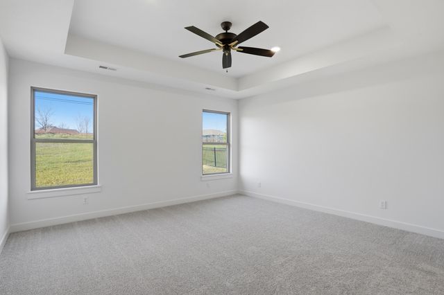 7316 W GOLDEN WILLOW DR, Columbia, MO 65202