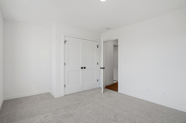 7316 W GOLDEN WILLOW DR, Columbia, MO 65202