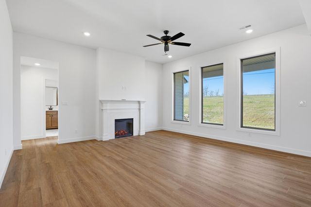 7316 W GOLDEN WILLOW DR, Columbia, MO 65202